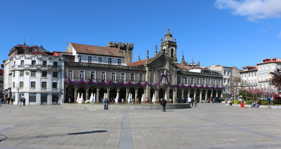 Imagem da MEXE-TE BRAGA COM O GOLFE A 14 DE MAIO, NA AVENIDA CENTRAL